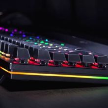 Razer Opticko-Mehanička Tastatura Huntsman Elite